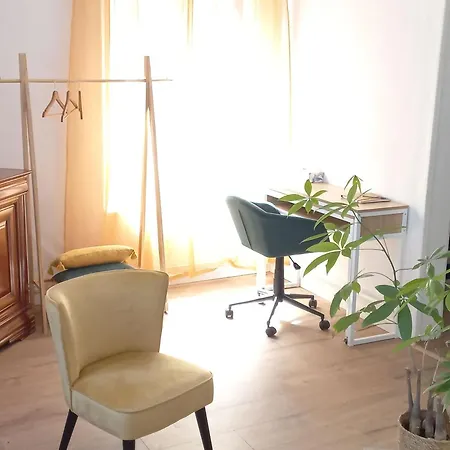 Charming Duplex In Heart Of